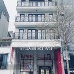 Cực hot - bán gấp nhà mặt phố hoàng quốc việt - 195m2 x 6t thang máy - mặt tiền 6,5m - 0974660824