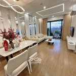 Cho thuê cc sunshine city, 104m, 2pn/3pn 2vs giá từ 13tr/ full nội thất.