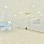 Cho thuê văn phòng phố vũ tông phan, thanh xuân, 110m2 - giá bán 17,5 triệu, view mặt phố, ô tô đỗ cửa.