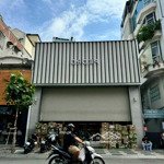 Bán nhà 2 mặt tiền nguyễn trãi 10x22,5 quận 1 đang cho thuê 350 triệu/tháng giá chỉ 119 tỷ