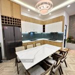 Nhà mới đẹp, hxh tọa lạc phường 6, bình thạnh, 4mx14m, vuông vức, 5 tầng, sẵn dòng tiền 30 triệu