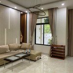 Lakeview city nhà phố view công viên dt 5x20m hoàn thiện full nội thất giá thuê 30tr lh 0902872670