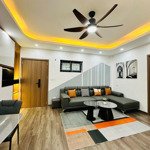 Bán gấp căn cc 3pn- căn góc view hồ , mới tinh, giá siêu hời nhỉnh 4 tỷ khu tây nam linh đàm