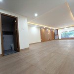 Nhà đẹp 5 tầng, có sẵn thang máy- trục đường kinh doanh sầm uất nguyễn hữu thọ, hải châu, đà nẵng