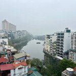Mặt hồ trúc bạch 72 tỷ, 140m2, lô góc 3 thoáng,9 tầng 1 hầm thang máy,view hồ lộng gió,cho thuê 2ty