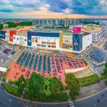 Cần tiền bán nhanh căn nhà dt 4x15m đường 3.5m. cách 20m ra mặt tiền.kế siêu thị
