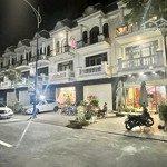 Bán biệt thự thăng long central city, 3,3 tỷ, 100m2, giá siêu hời hàng hiếm tại bình dương