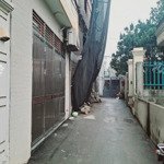 Bán nhà dân xây đàm quang trung - phố trạm- long biên hà nội 50m2