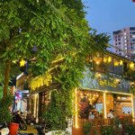 Cho thuê nhà mặt phố nguyễn thị định. dt: 180m2x4t. mt: 12m