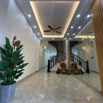 Bán nhà riêng phố 8/3, ô tô đỗ cửa - kinh doanh nhỏ, 41m2 - 5 tầng - full nội thất giá 11.6 tỷ