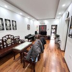 Căn hộ tập thể vip thái hà cách mặt phố 10m, nhà tầng thấp, quân đội xây kiên cố, ngõ oto, dân trí