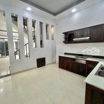 Bán nhà hẻm ô tô , p bình trưng tây , tp thủ đức ( quận 2 ) .