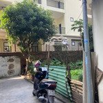 Mảnh đất đẹp khu b đại học mỏ 40/45m2, mt 3.9m giá 6.4 tỷ.