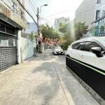 Sát quận 1 - đinh tiên hoàng - p1 - bình thạnh - nhỉnh 5 tỷ - 50m2 - 3 tầng - 3 p. ngủ