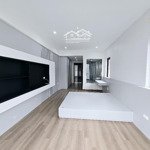 Bán nhà riêng siêu chất phố ngọc trì, 47m2, oto ngủ trong nhà, ngõ thoáng, full nội thất, thang máy