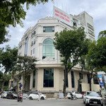 Cho thuê tòa nhà mp tô hiến thành 220m2 x 5t, mt 9m, nhà mới, thông sàn, thang máy, pccc