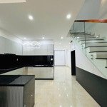 Nhà hẻm 1/ đ. hồ văn huê, phú nhuận sẳn hợp đồng thuê 15triệu - tặng nội thất