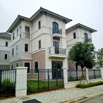 Bán biệt thự đơn lập 216m2 giá 55tr/m2 tại từ sơn cách long biên 6km, cách trung tâm hà nội 12km