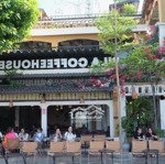 Chủ nhà gửi bán nhà mặt hồ trấn vũ- trúc bạch: 130m2,1 tầng,mt:7.2m.giá:95tỷ.lh:0888999766