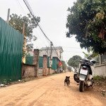285m2 trục chính thôn 2 phú cát, giá loanh quanh 10tr/m2