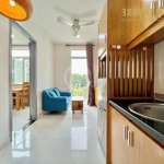 Chdv full nội thất ban công, cửa sổ có bảo vệ 24/7 1pn và studio ngay sân bay