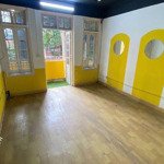 Cho thuê nhà phố lò đúc 40 m2 x 4 tầng, giá 27tr/tháng. uy tín!