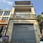 Cho thuê nhà mặt phố lý nam đế 70m2 x 5 tầng có hầm, mt 6m, giá thuê 72 triệu/tháng. lh: 0974739378