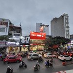 Cho thuê nguyên căn 3 tầng nhà mặt đường trần nguyên hãn, ngang hơn 5m - vỉa hè rộng, đoạn cực đẹp