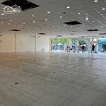 Mặt tiền trường chinh - 15 x 45m - tổng 700m2 - không dính cột - showroom vip