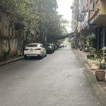 Cho thuê phòng làm văn phòng, ở ngõ 22 mạc thái tổ, cầu giấy 18m2, 4.2tr