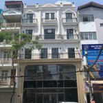 Cho thuê nhà mp kim mã: 90m2 x 9 tầng, mt: 9m, thông sàn, pccc, nguyên căn. liên hệ: 0974557067