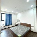 Cho thuê 2pn2wc full nội thất cao cấp sát landmark 81 sát q1 di chuyển cực tiện vào trung tâm tp