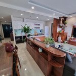 Chính chủ bán căn 3 ngủ 115m2 chung cư one 18 phố ngọc lâm view sông giá 7,2 tỷ: lh 0916393862