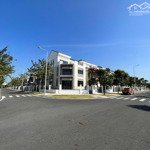[bán lỗ] căn góc 2 mặt tiền đường 19m - khu the suite (harbor 2) - bề ngang khủng 10,250m & dài 20m