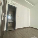 Chính chủ cần bán căn hộ chung cư tại q7 boulevard, 2,5 tỷ, 70m2, 2pn, 2wc, giá cực chất