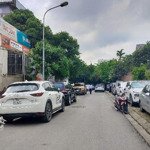 Cc cần bán lô đất việt hưng- đường vỉa hè 2 oto tránh - hàng xóm vinhom- kd - văn phòng,mt 21m