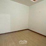 Cần bán nhà cấp 4, sạch sẽ dt 65m2 - 2.3 tỷ tại xóm 4, đồng nhân, đông la, hoài đức, hà nội