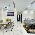 Chủ kẹt cần bán lỗ căn 3pn3wc, 106m2, giá 5,85ty, tầng cao, view đẹp sunshine sky city