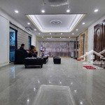Bán nhà phố trung hòa, cầu giấy trước nhà vỉa hè 5m ô tô ra vào kd tấp nập 151m2 6t thang máy 85 tỷ
