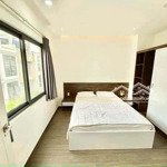 Căn hộ 1n + tách bếp ban công full nt gần hotel new world