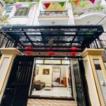 Nguyễn văn cừ .hoàng như tiếp lb. bán nhà 6tầng. dt 82m nhà dân xây cực chất - thang máy xịn - gara