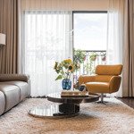 Chủ nhà gửi bán căn 4n đẹp nhất tòa vinaconex 1. nội thất mới, đẹp lung linh. dt 202m2, giá 10,5 tỷ