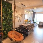 Bán ch scenic 1, 93m2, 2pn nội thất đầy đủ giá 7,5 tỷ có ô xe liên hệ: 0931306256