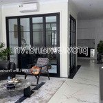 Bán biệt thự quận 1, hẻm nguyễn thành ý, hcm, dt đất 135.8m2, 3 tầng, full nt