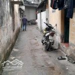 Bán nhà 4 tầng ngõ 105 phố yên hòa, cách phố yên hòa 60m