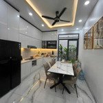 Bán nhà mặt tiền kinh doanh nguyễn đình chiểu đoạn 2 chiều, 5 tầng giá 8tỷ5