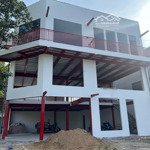 Căn góc 2 mặt tiền 13x13m - 1 trệt 2 lầu mặt tiền - đường nhánh trương văn bang, khu hành chính tml