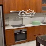 Bán nhà phú diễn, nam từ liêm. dt 40m2, 5 tầng, mặt phố ô tô. giá 9.5 tỷ
