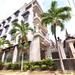 Bán hotel 2 mặt tiền dương quảng hàm p5 gò vấp khu cityland - 110m2 - 4 tầng - emart - văn lang