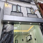 Nhà mới phố vĩnh hưng: 35m2/ 3 tầng/ 3 ngủ/ 3,6 tỷ. oto đỗ cửa